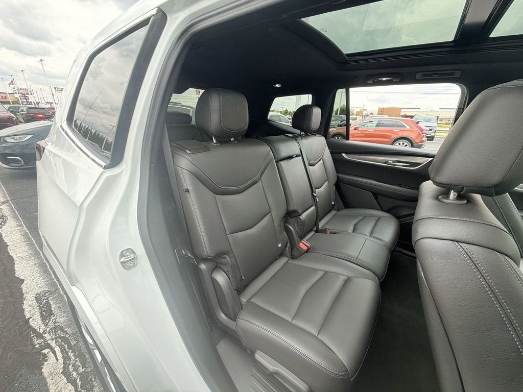 2023 Cadillac XT6 Luxury