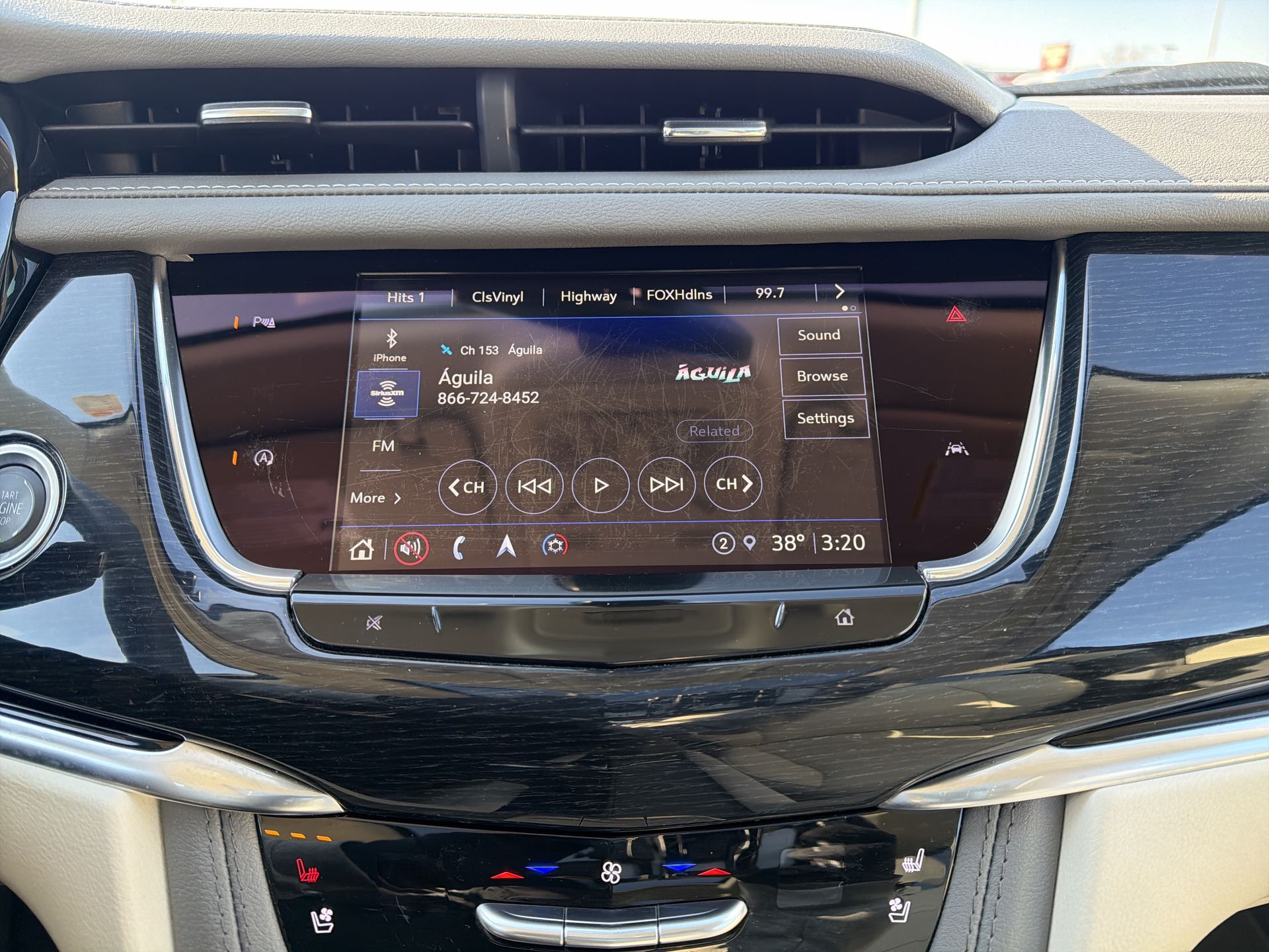 2025 Cadillac XT6 Premium Luxury