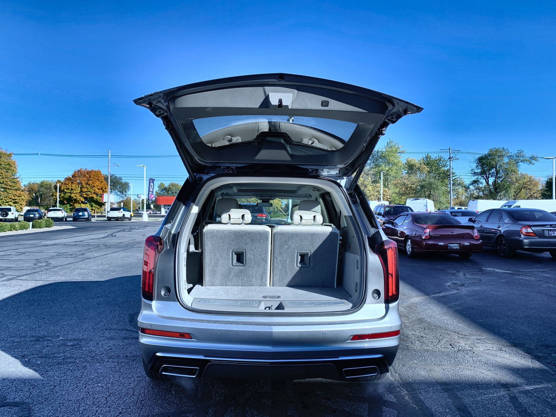 2025 Cadillac XT6 Premium Luxury