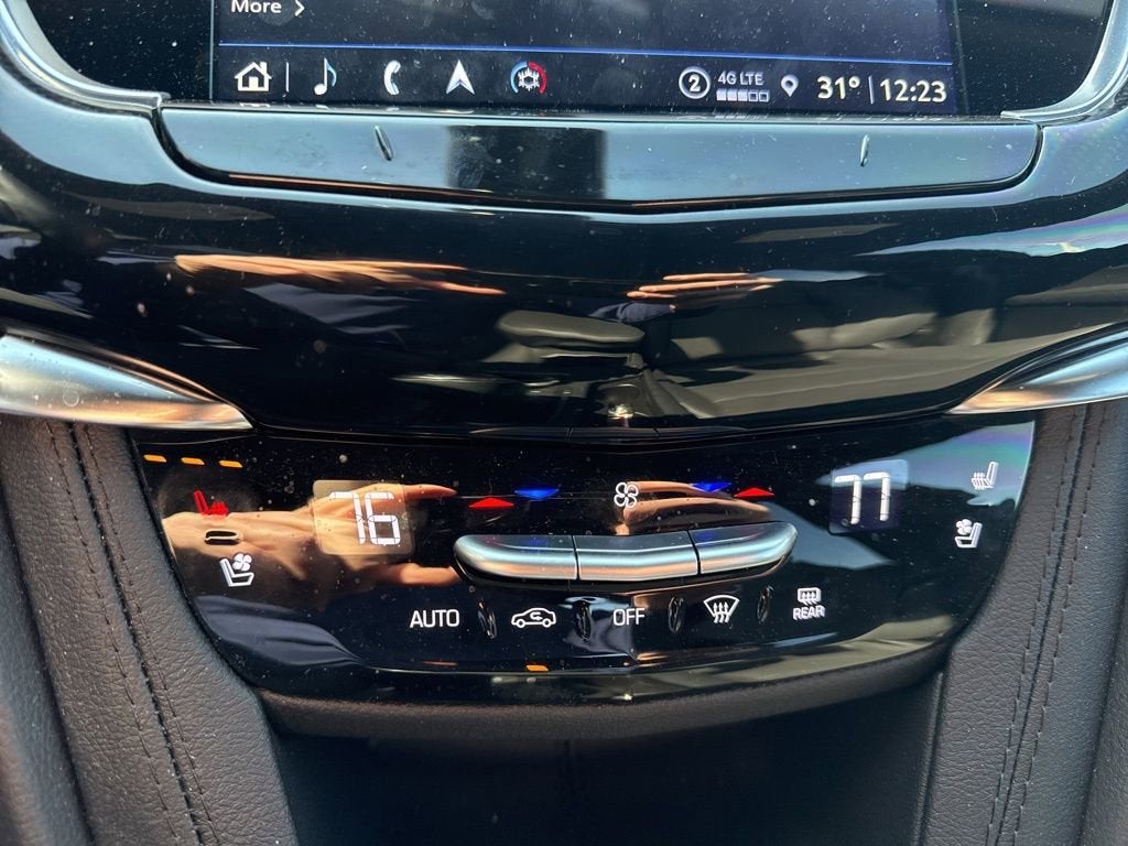 2025 Cadillac XT6 Sport