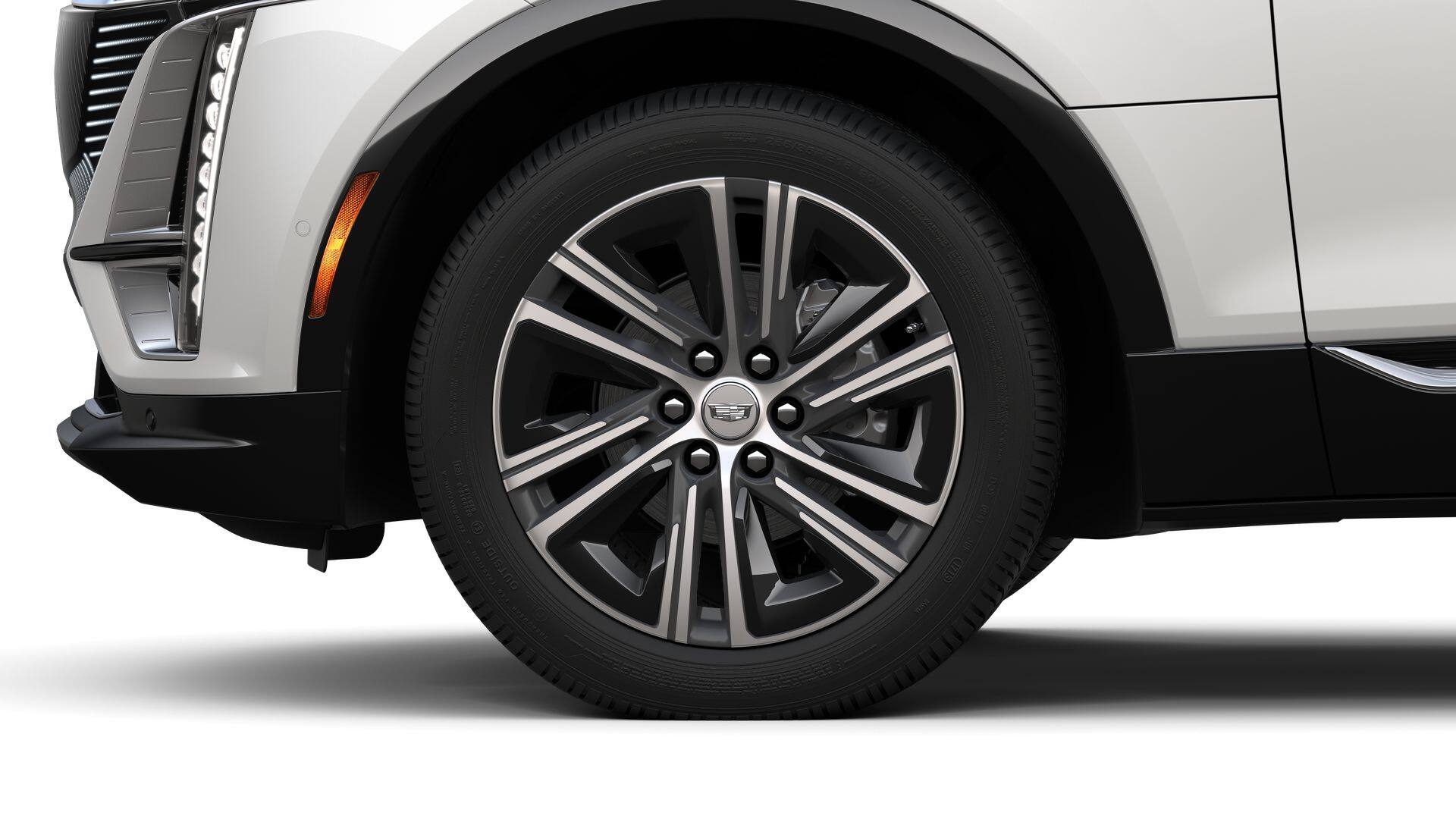 2025 Cadillac LYRIQ Luxury 1