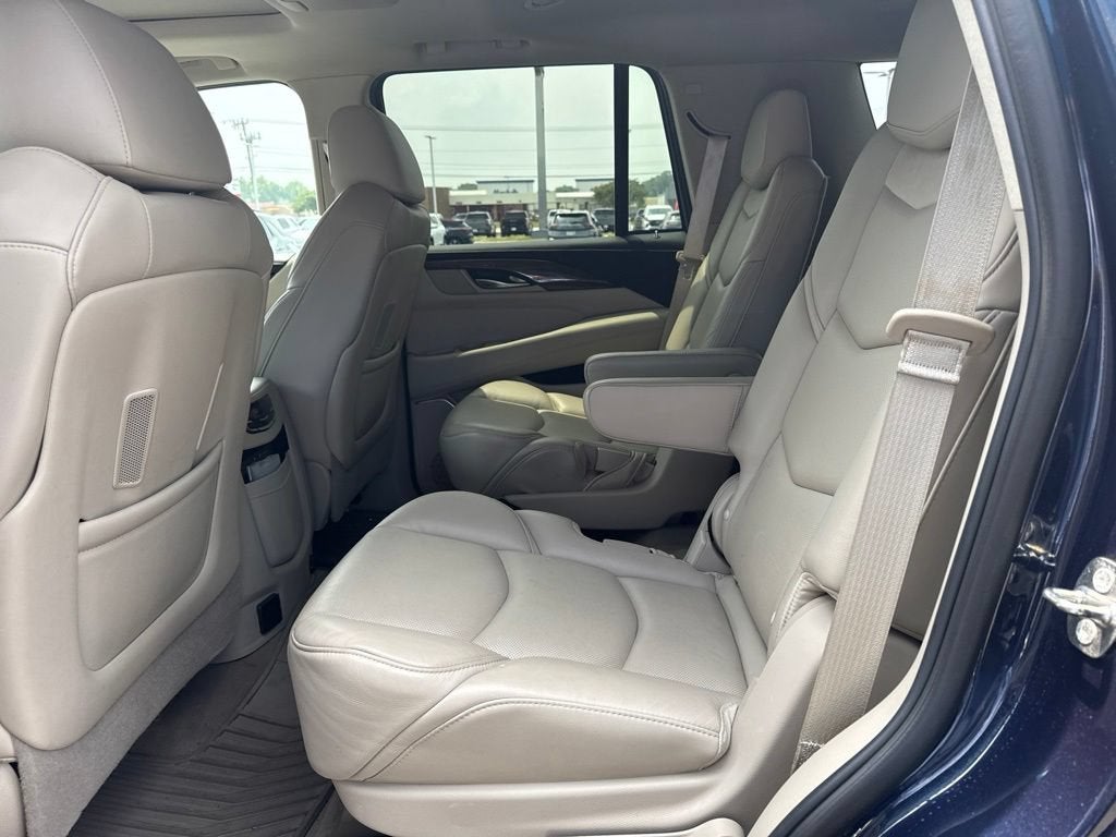 2018 Cadillac Escalade Luxury