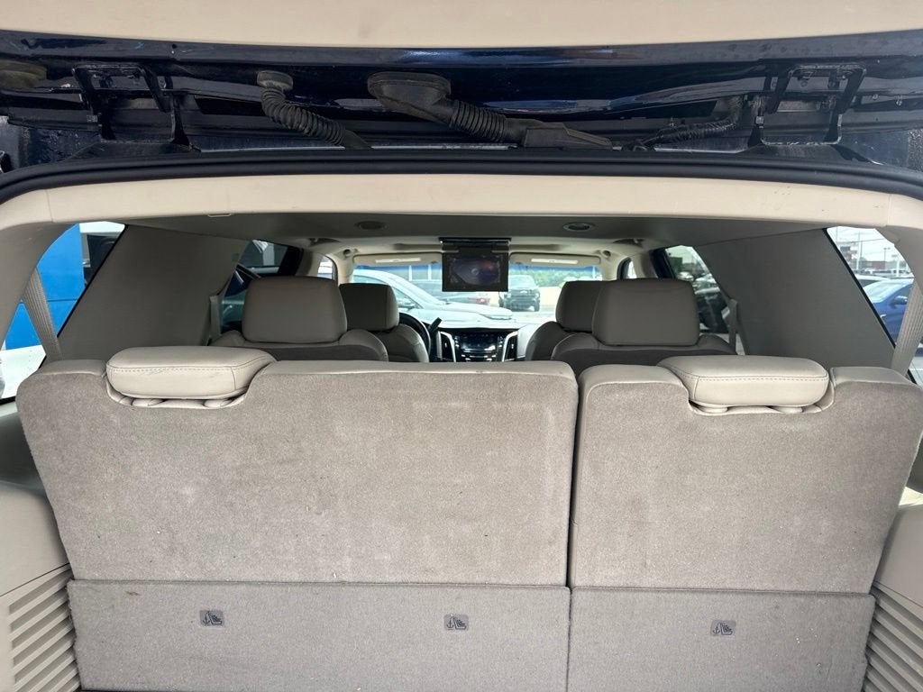 2018 Cadillac Escalade Luxury