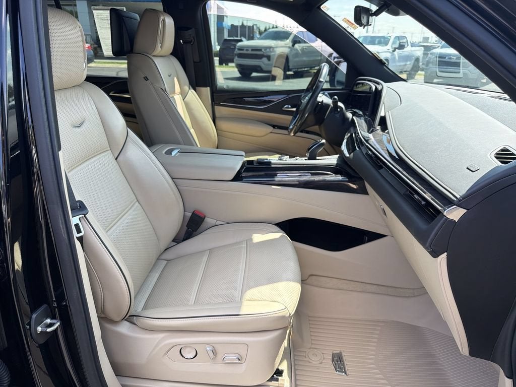 2021 Cadillac Escalade Premium Luxury