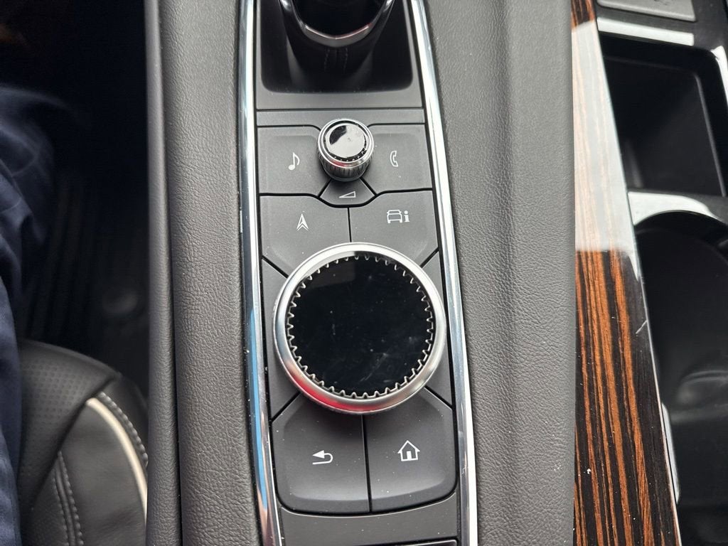 2023 Cadillac Escalade ESV Premium Luxury