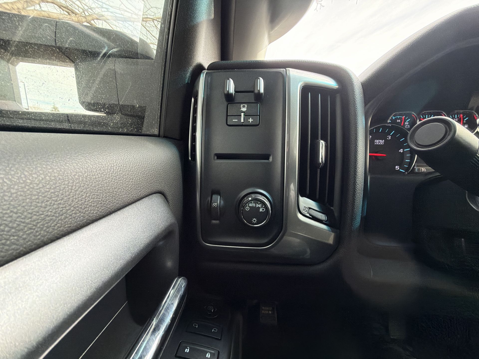 2023 Chevrolet Silverado 4500 HD LT