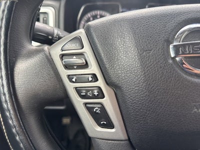 2017 Nissan TITAN SV