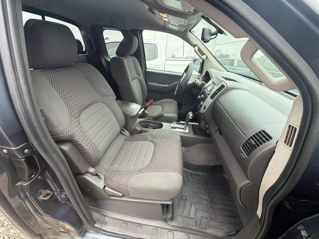 2014 Nissan Frontier SV