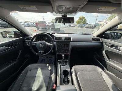 2014 Volkswagen Passat S