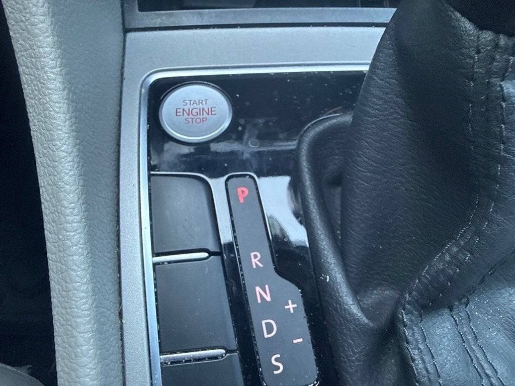 2021 Volkswagen Passat 2.0T SE