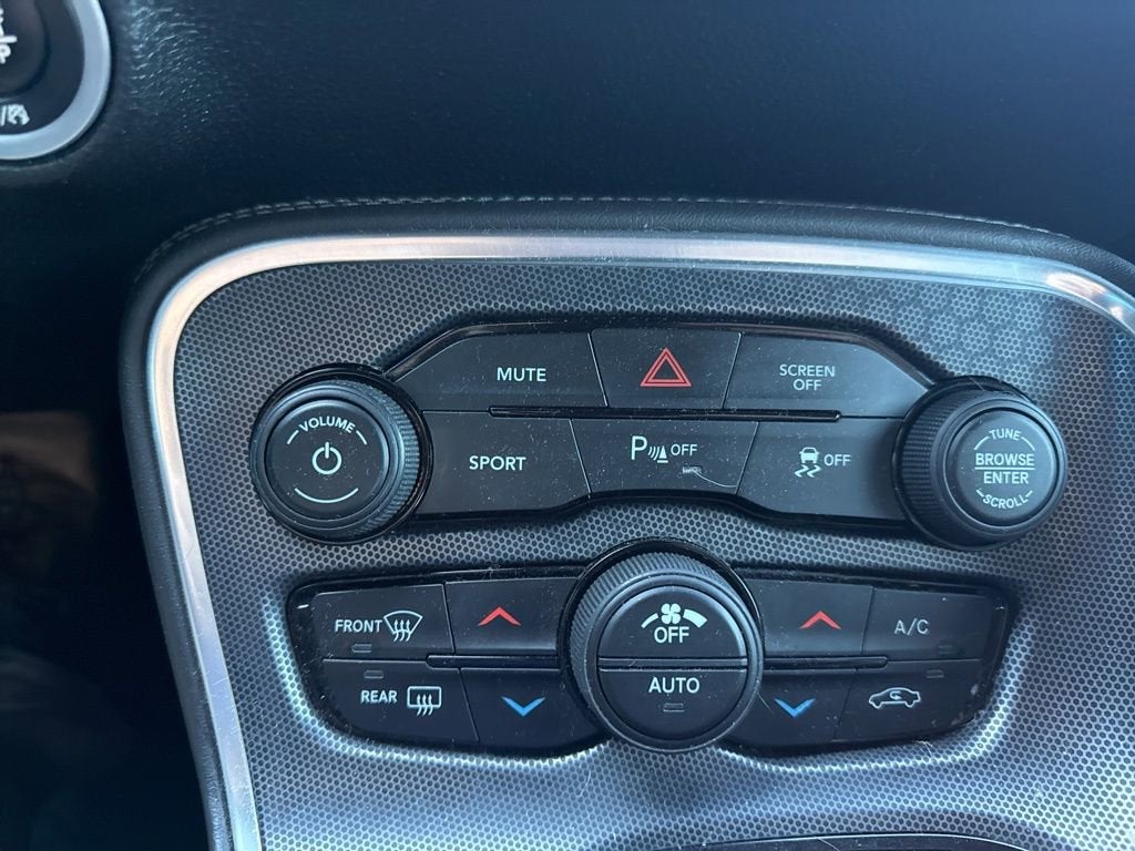 2018 Dodge Challenger SXT Plus