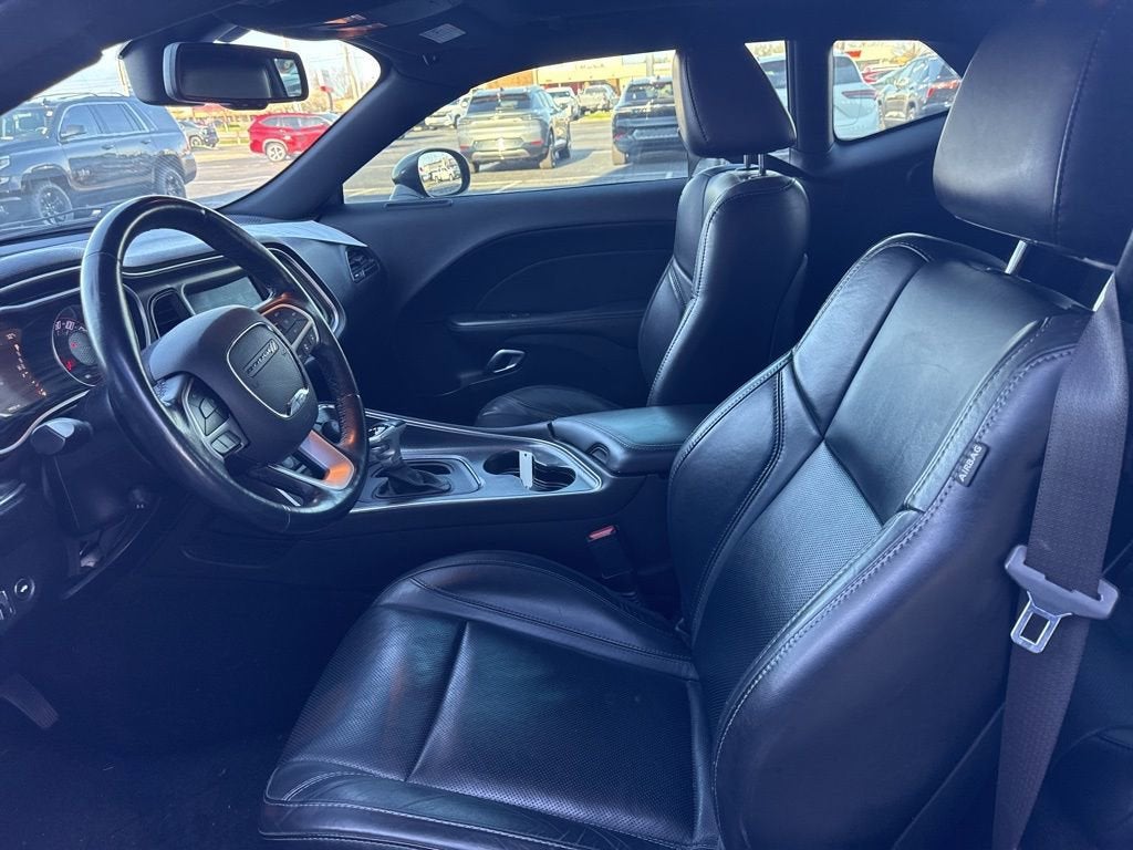 2018 Dodge Challenger SXT Plus