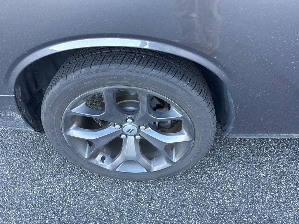 2018 Dodge Challenger SXT Plus