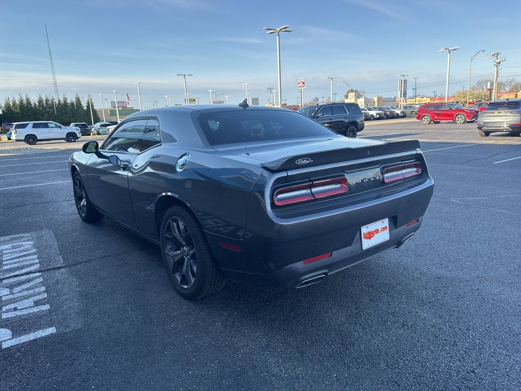 2018 Dodge Challenger SXT Plus