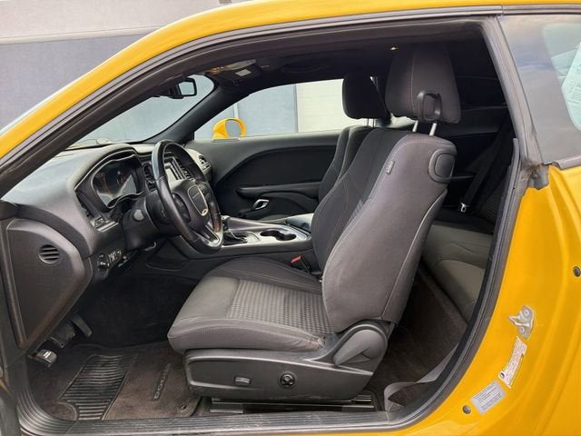 2017 Dodge Challenger SXT