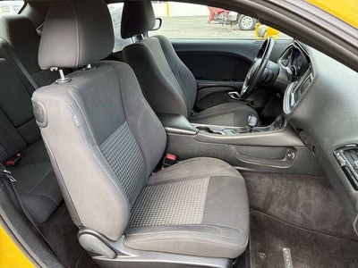 2017 Dodge Challenger SXT