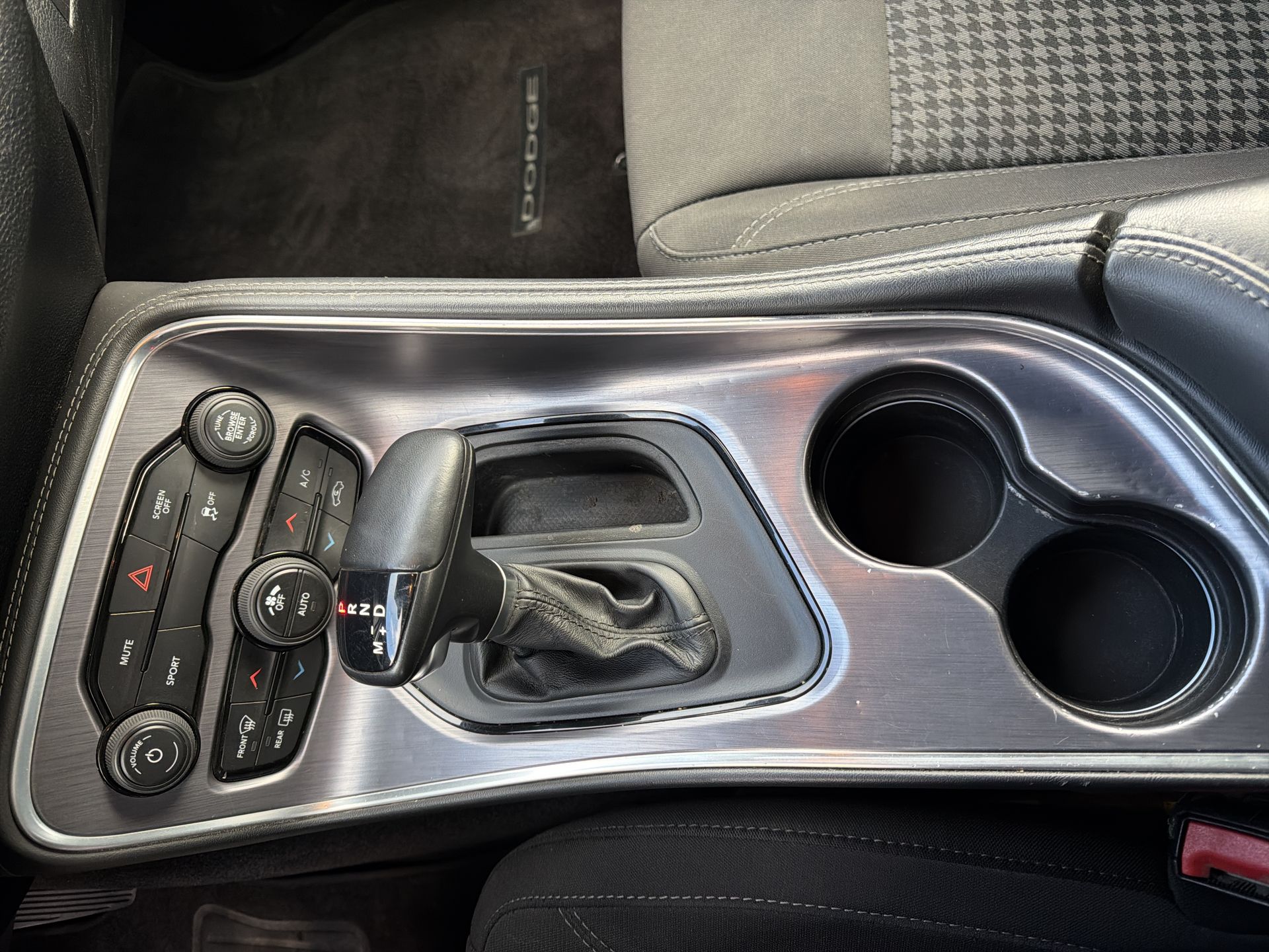 2017 Dodge Challenger SXT