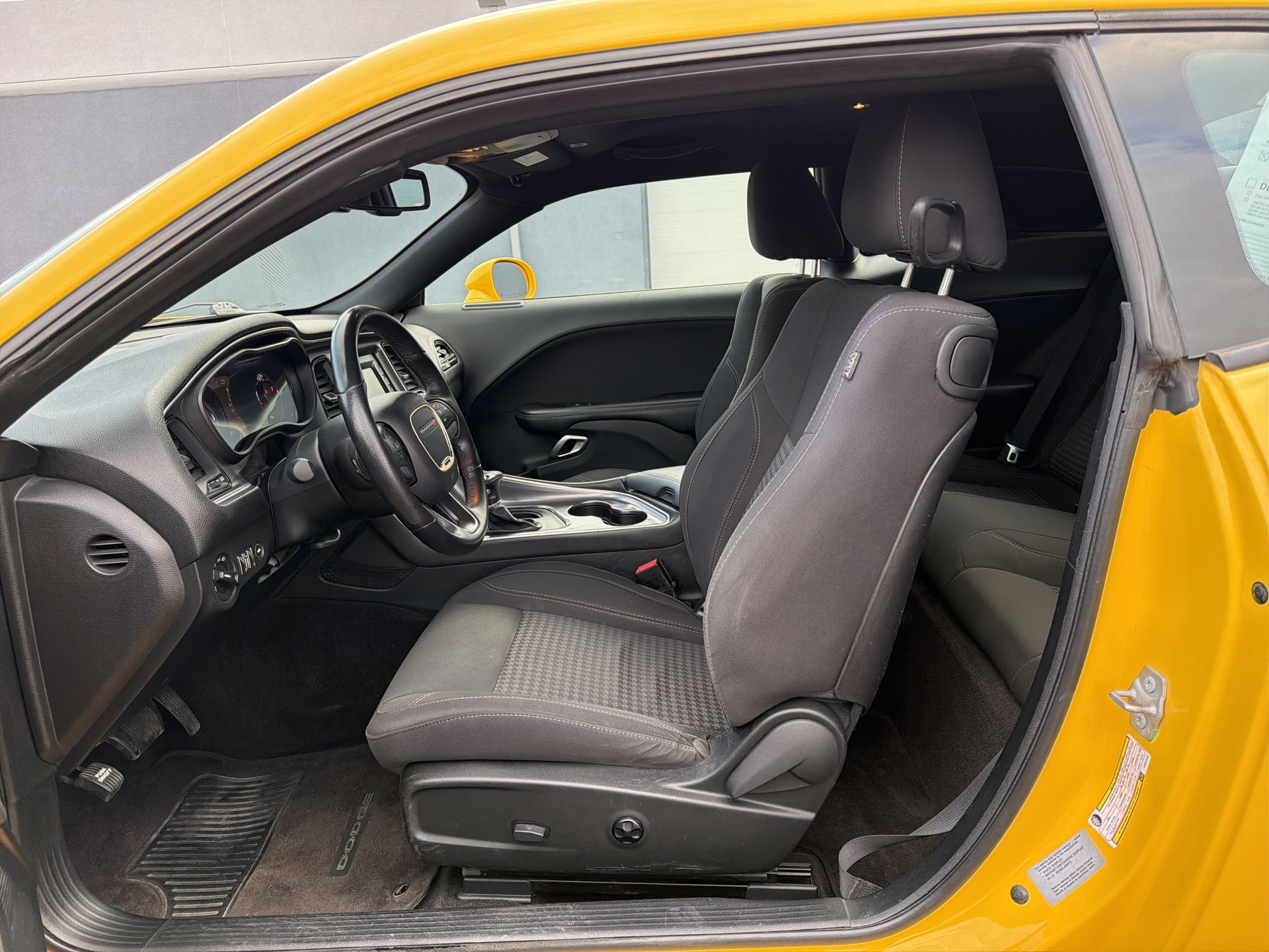 2017 Dodge Challenger SXT