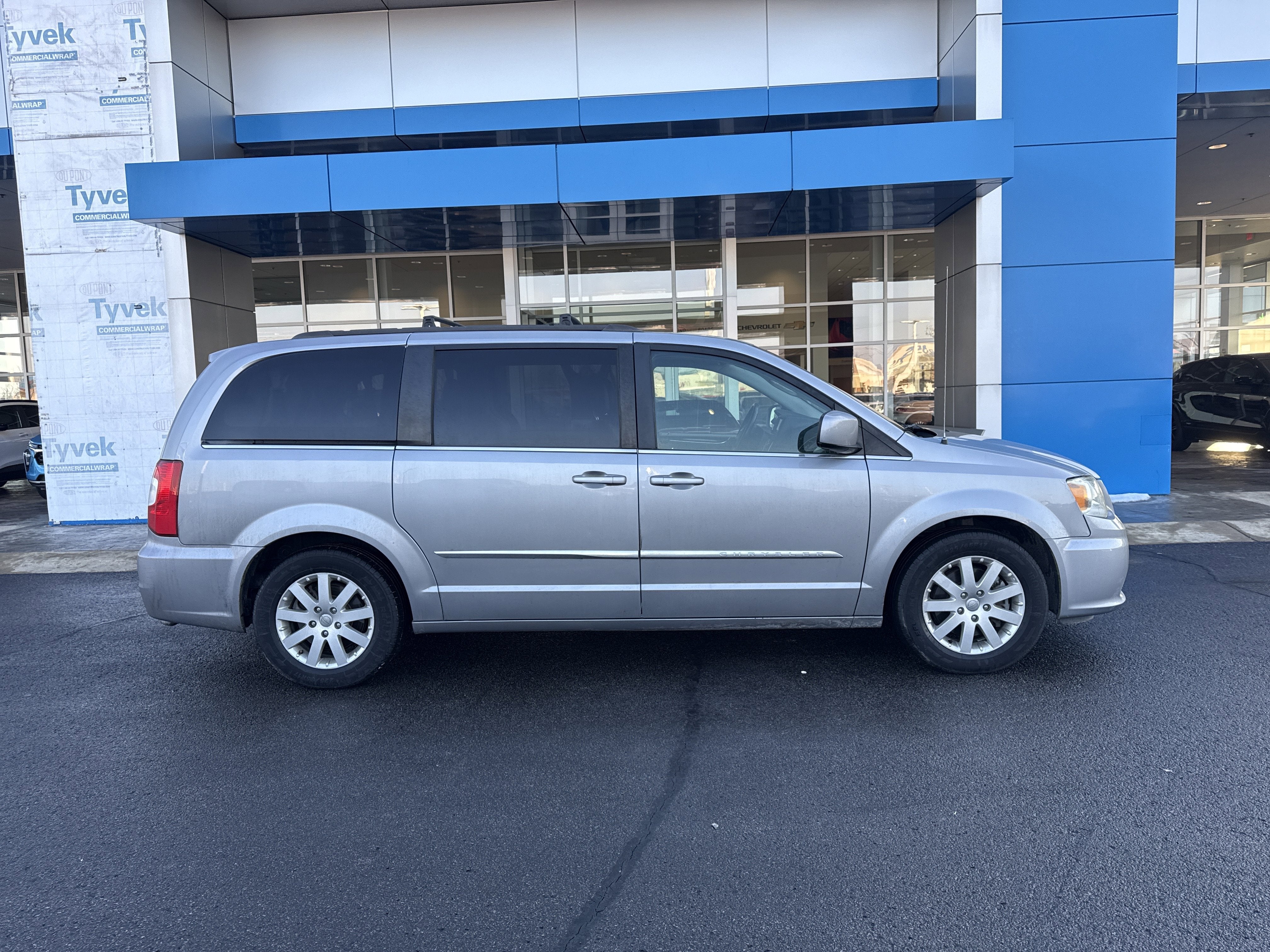 2016 Chrysler Town & Country Touring