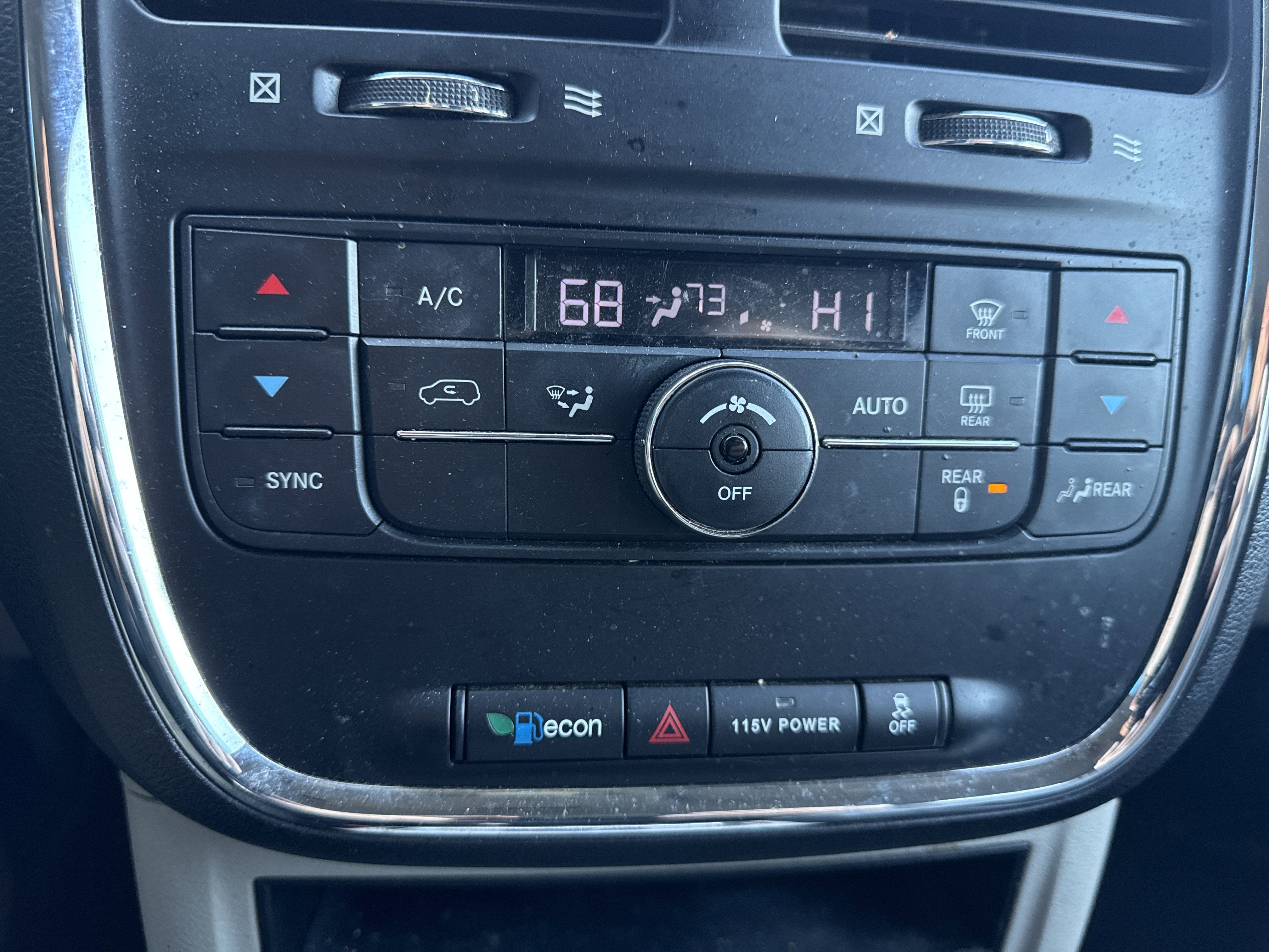 2016 Chrysler Town & Country Touring