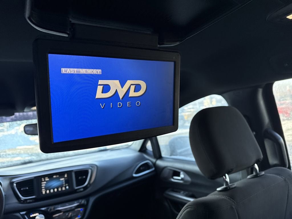 2018 Chrysler Pacifica Touring Plus