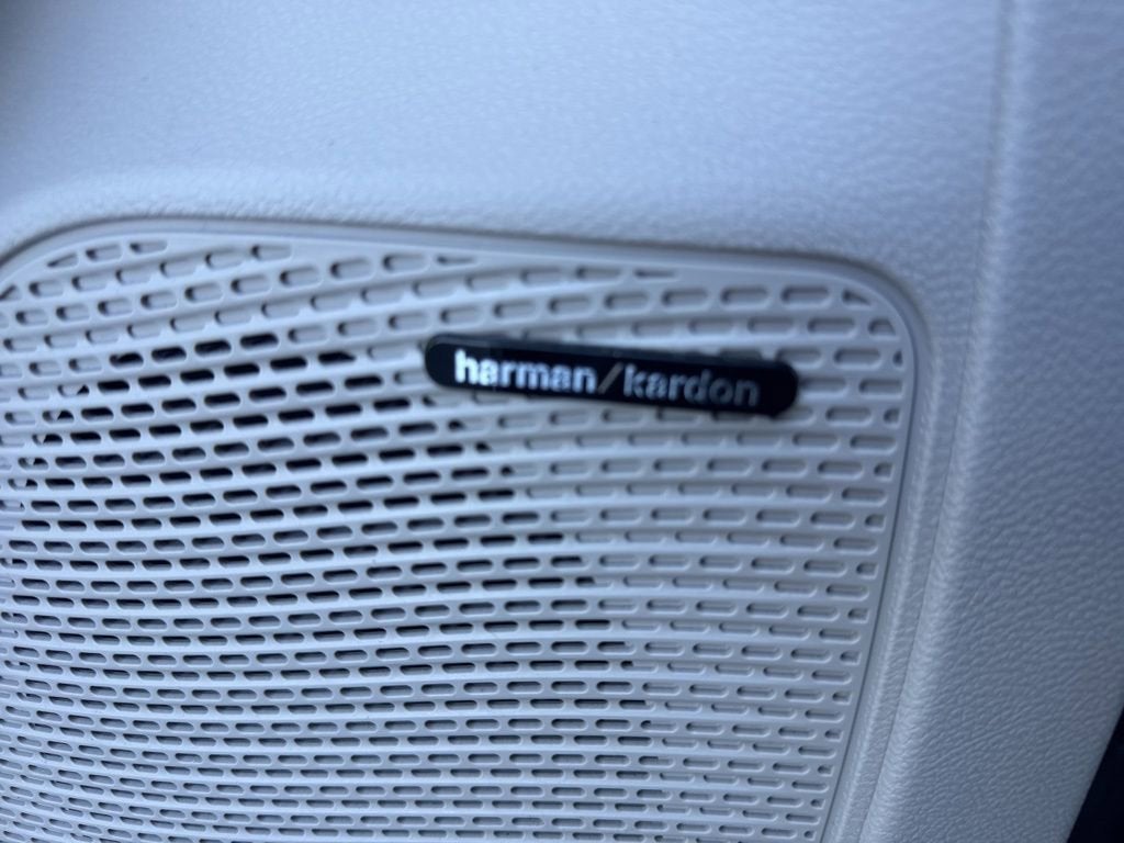 2022 Chrysler Pacifica Limited AWD