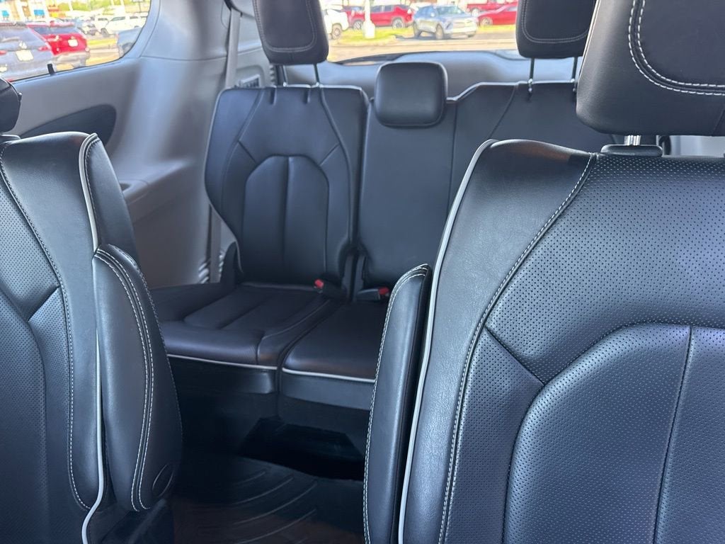 2022 Chrysler Pacifica Limited AWD