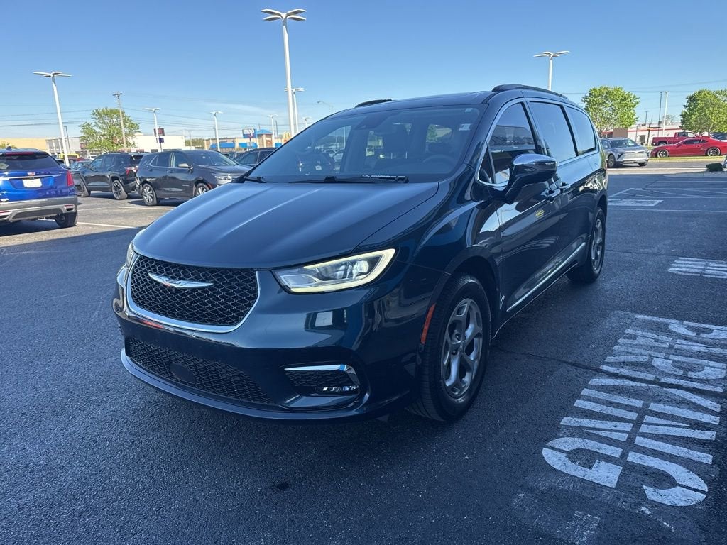 2022 Chrysler Pacifica Limited AWD