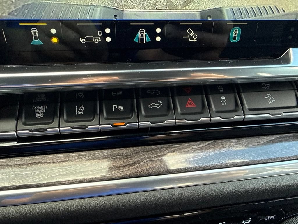 2025 Chevrolet Silverado 3500 HD LTZ