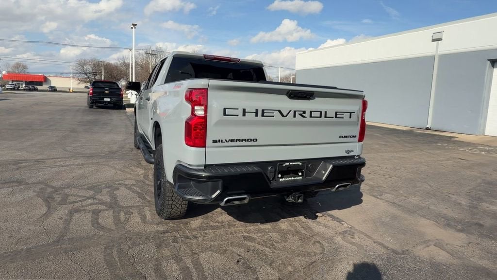 2024 Chevrolet Silverado 1500 Custom Trail Boss
