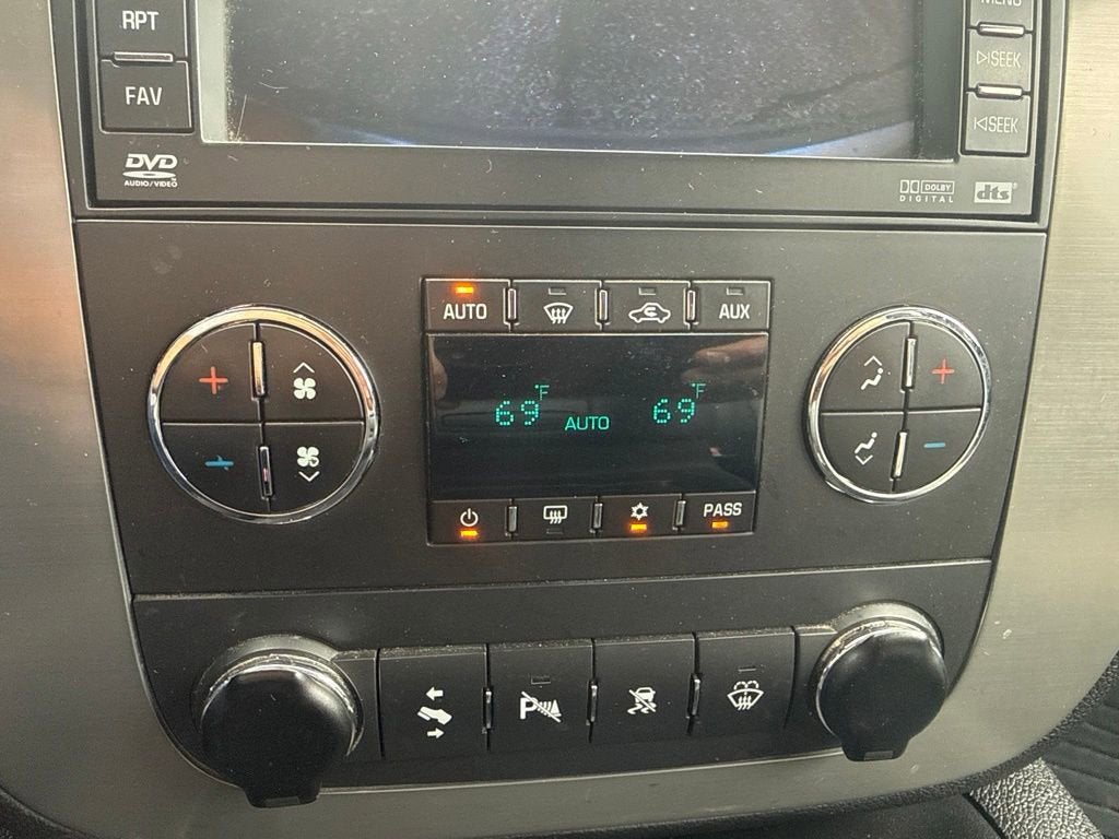2008 Chevrolet Suburban LT w/3LT