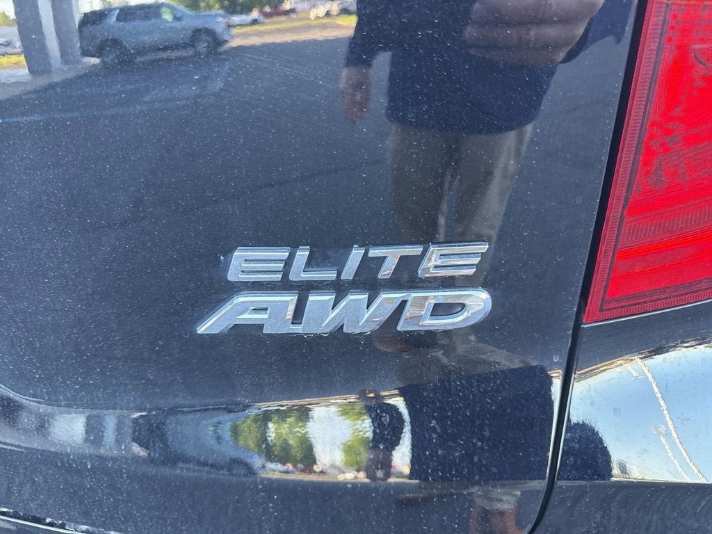 2023 Honda Passport AWD Elite