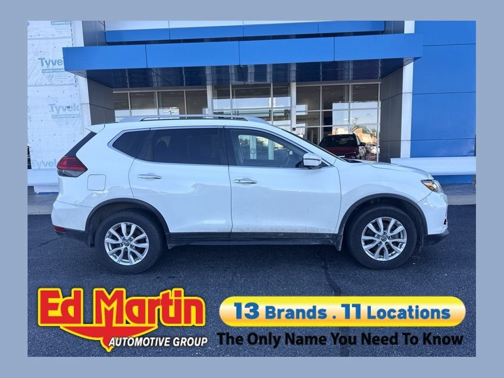 2017 Nissan Rogue SV