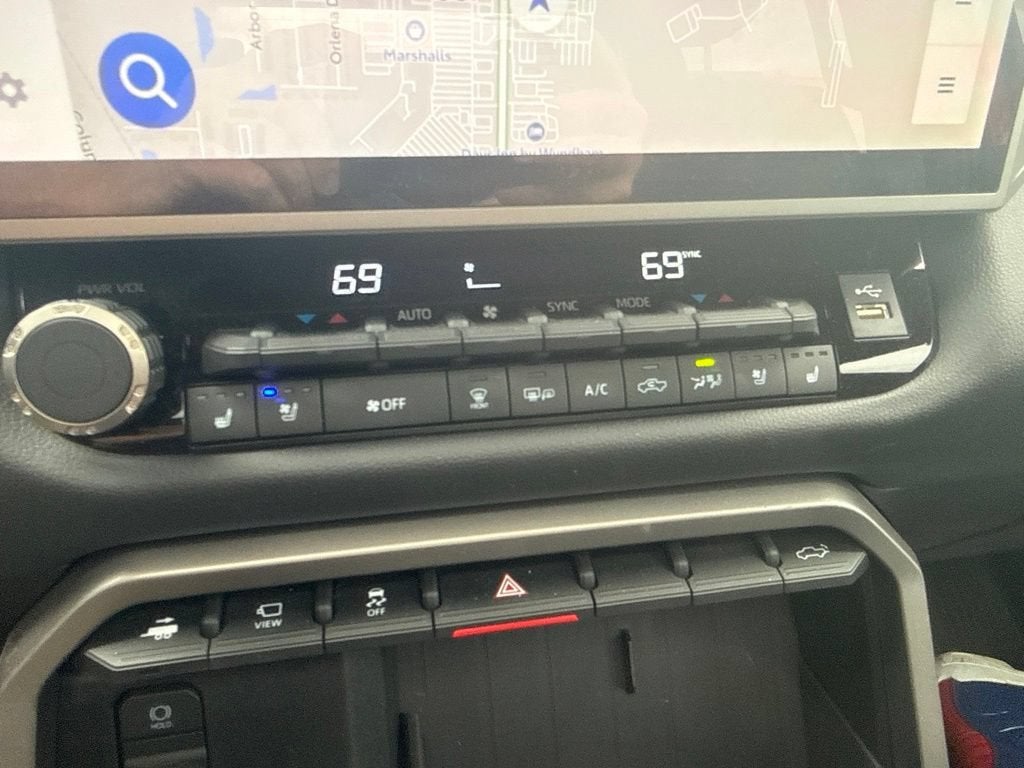 2026 Toyota Tundra Limited CrewMax 5.5' Bed