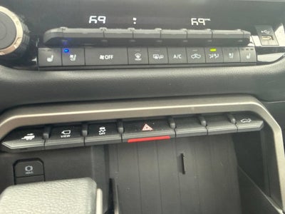 2026 Toyota Tundra Limited CrewMax 5.5' Bed