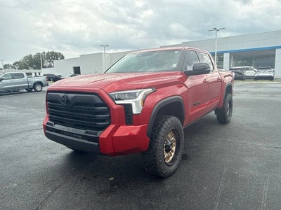 2026 Toyota Tundra Limited CrewMax 5.5' Bed