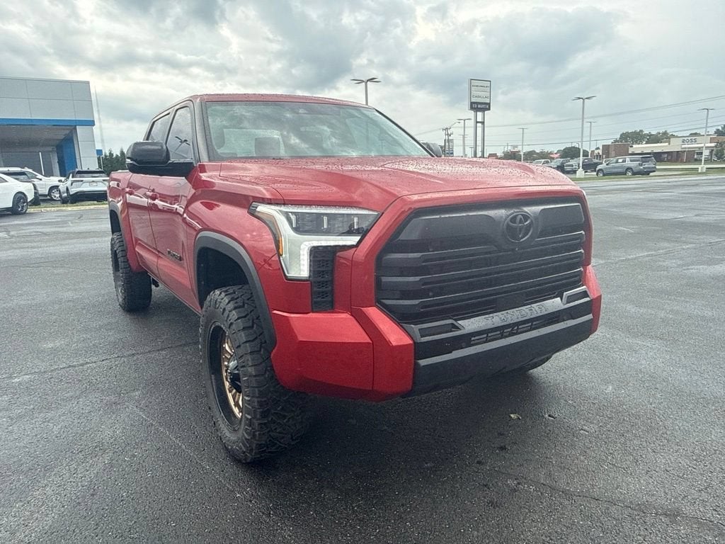 2026 Toyota Tundra Limited CrewMax 5.5' Bed