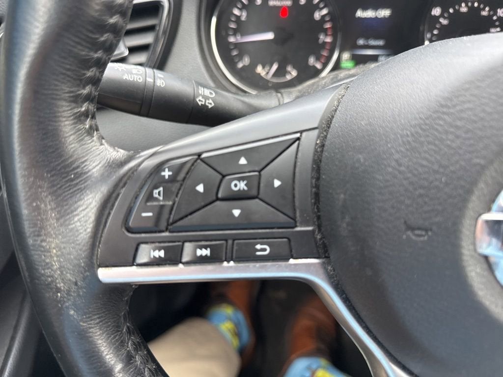 2017 Nissan Rogue SL