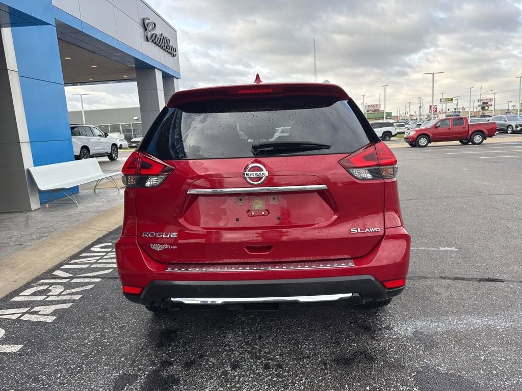 2017 Nissan Rogue SL