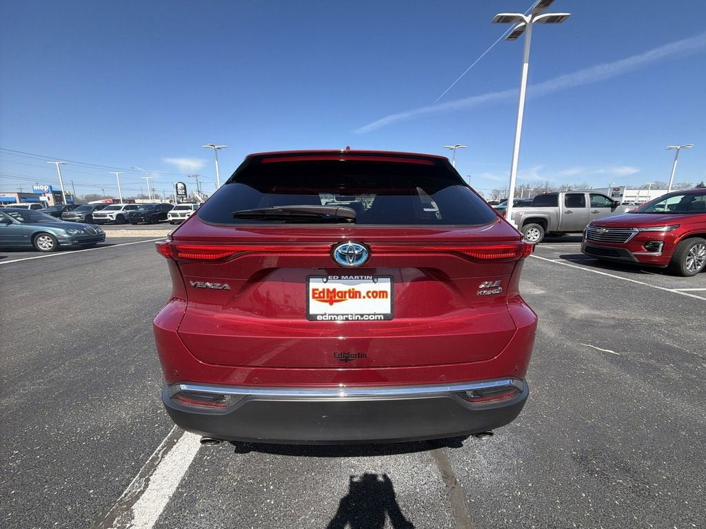 2022 Toyota Venza XLE