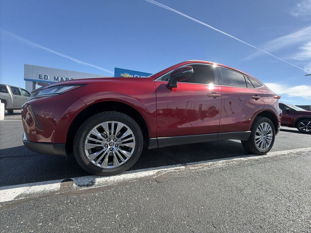 2022 Toyota Venza XLE
