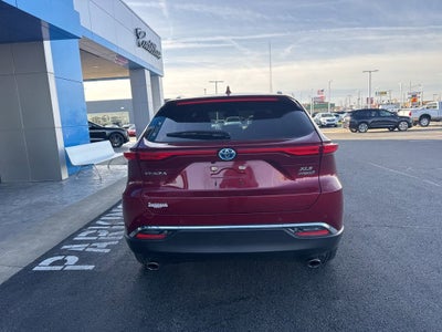 2022 Toyota Venza LE