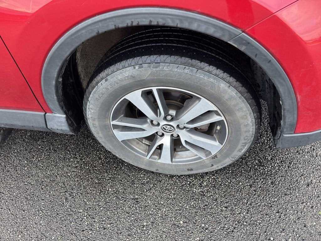 2017 Toyota RAV4 XLE