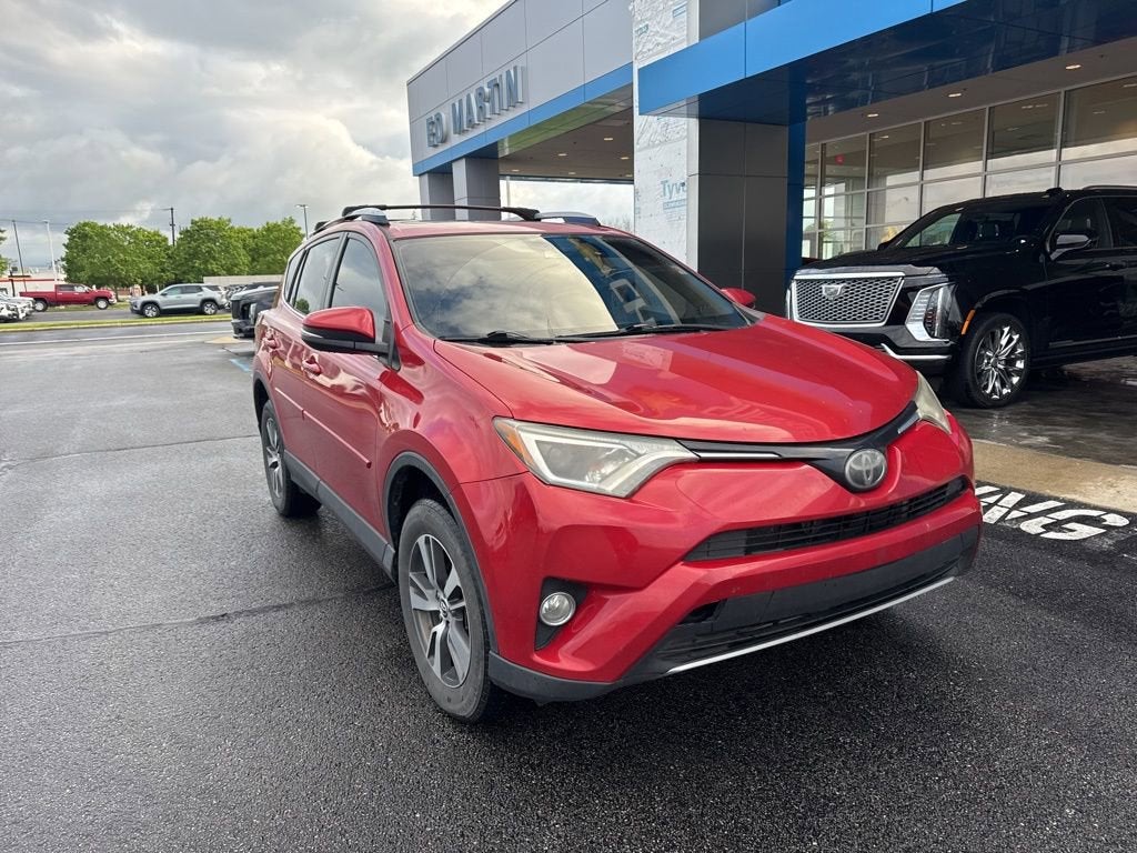 2017 Toyota RAV4 XLE
