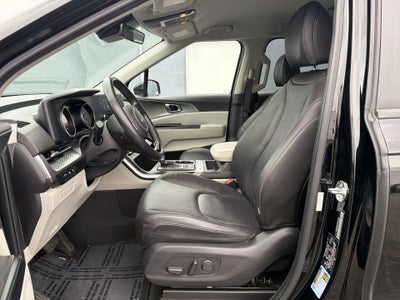 2023 Kia Carnival LX
