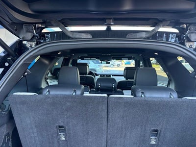 2023 Land Rover Discovery P360 S R-Dynamic