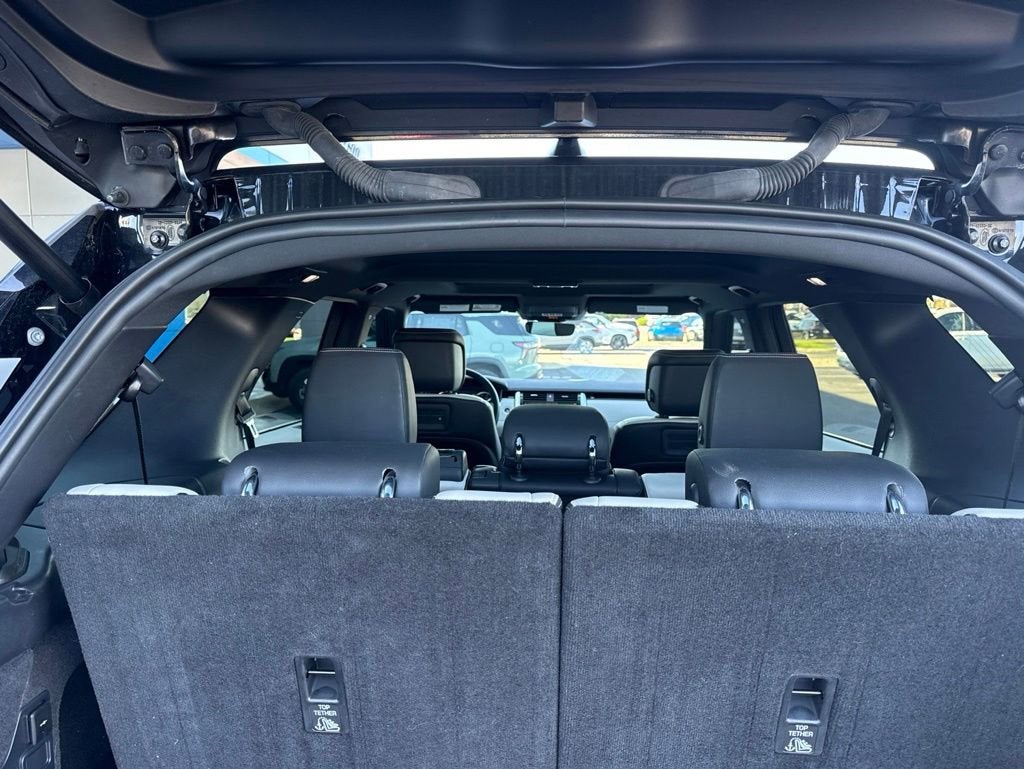 2023 Land Rover Discovery P360 S R-Dynamic