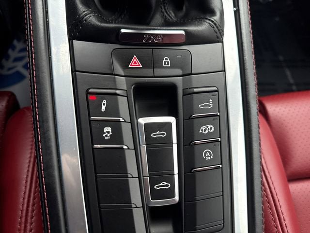 2025 Porsche 718 Boxster GTS 4.0